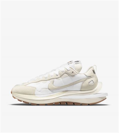 herren nike sacai|Nike x Sacai designer shoes.